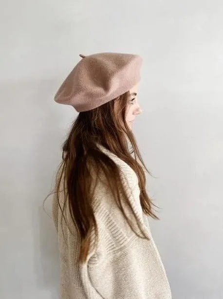 adult beret in dusty pink