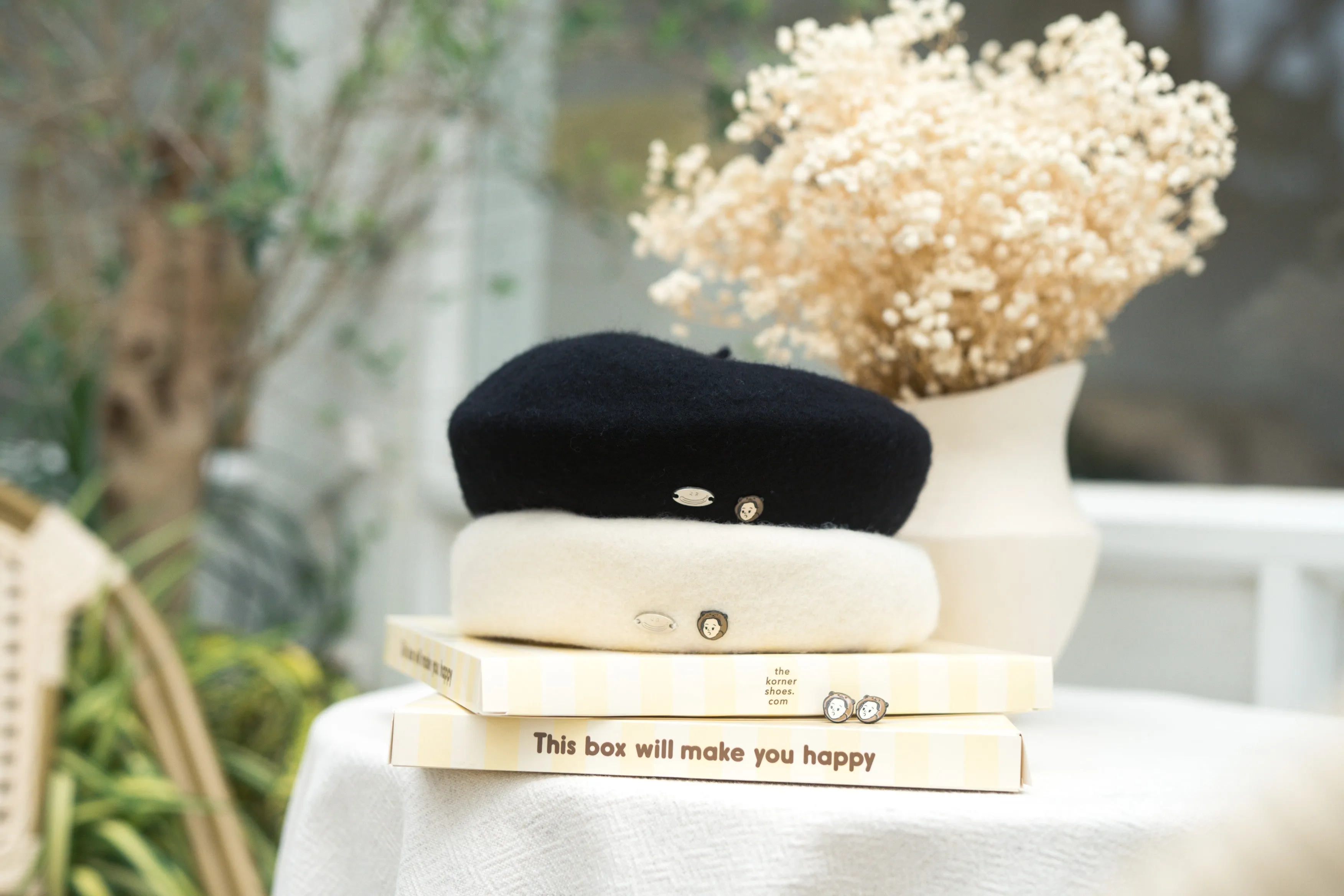 Blissful Wool Beret - Black ( BLK )