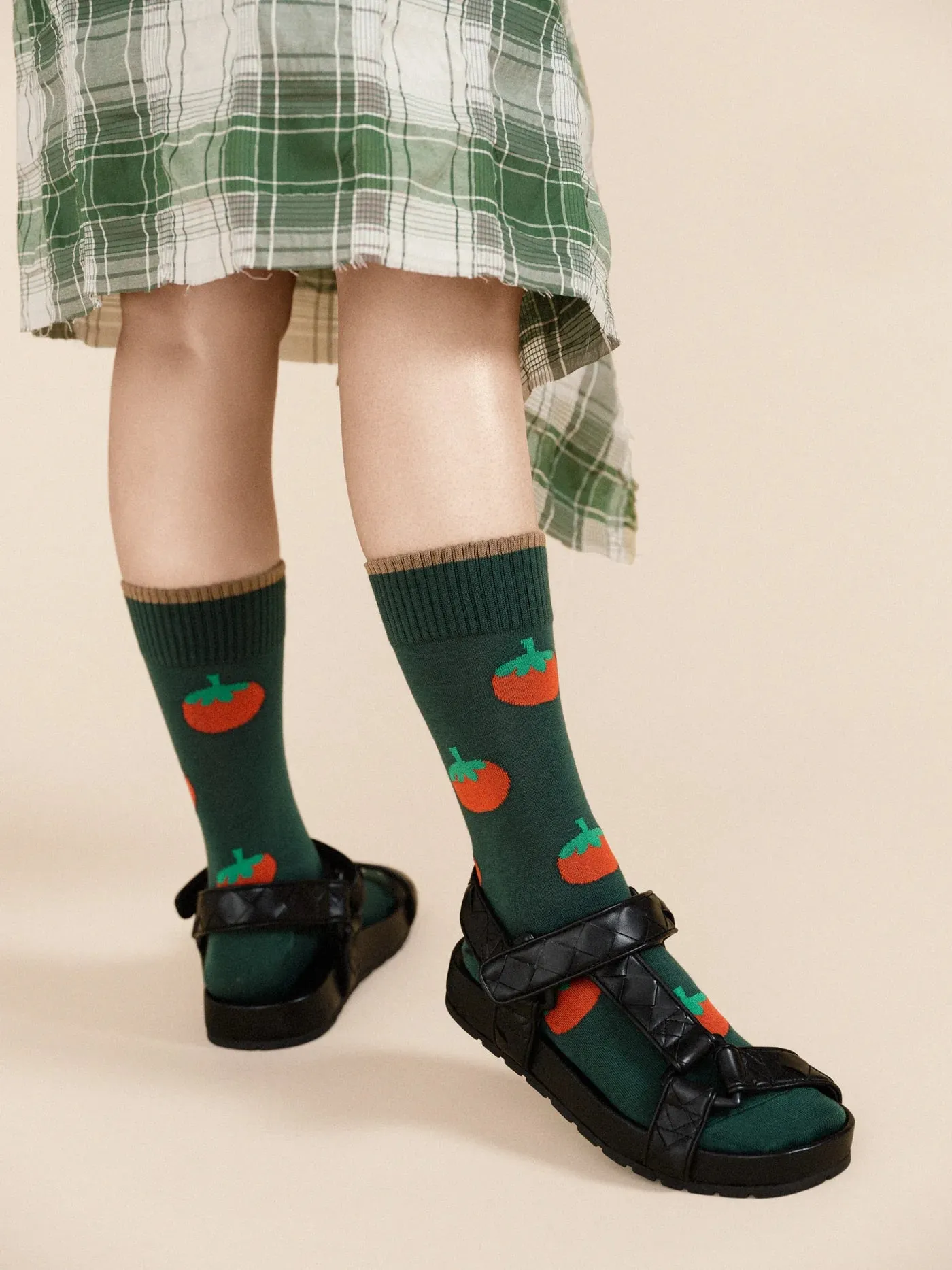 Hansel From Basel | Tomato Garden Crew Socks